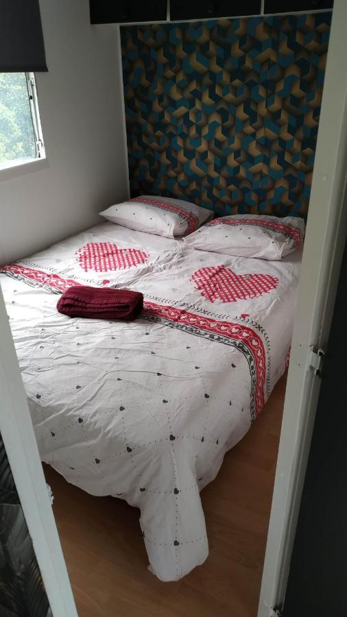 Gite "Home" - Piscine Juvigny Les Vallees Kamer foto