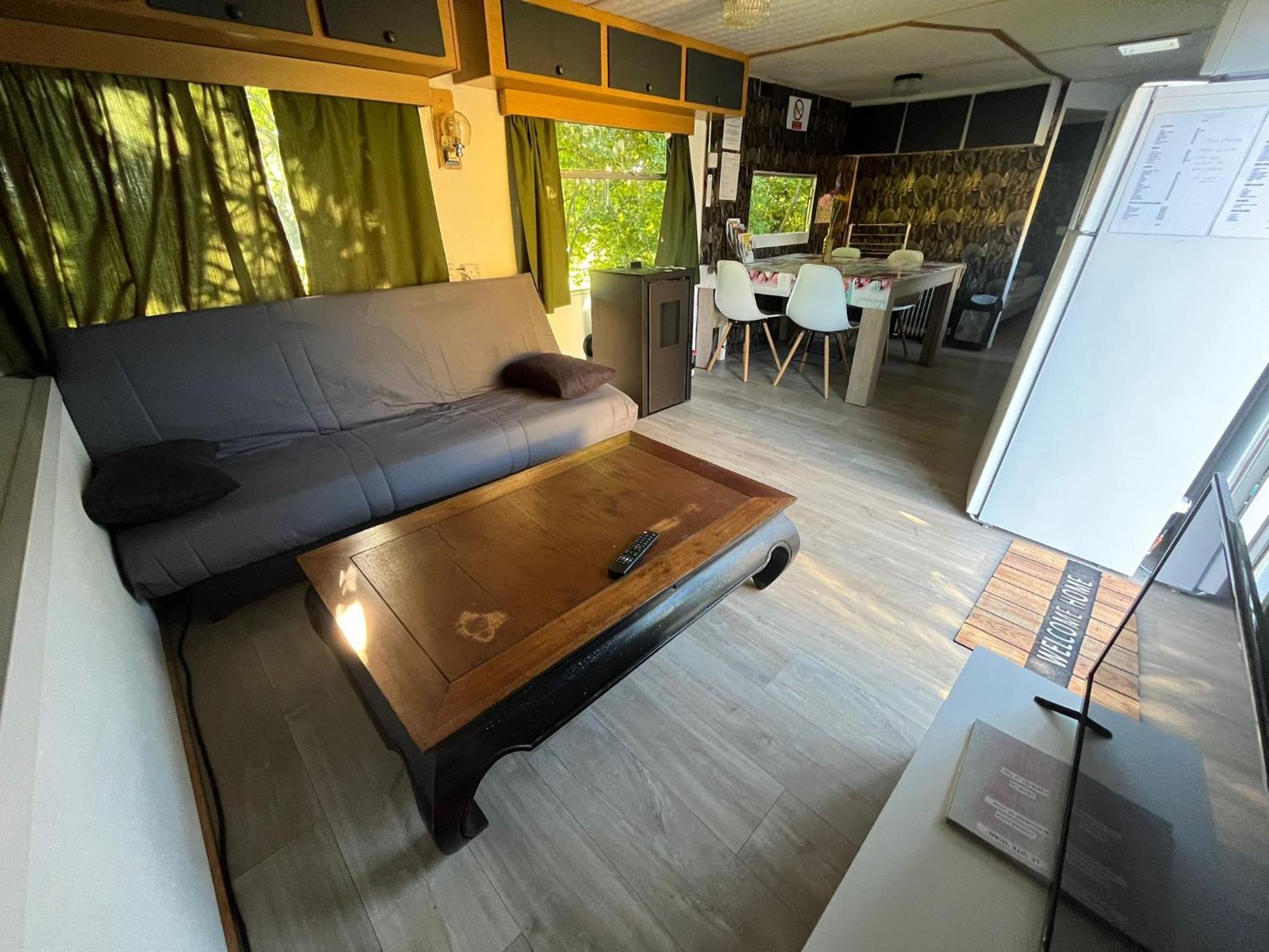 Gite "Home" - Piscine Juvigny Les Vallees Buitenkant foto
